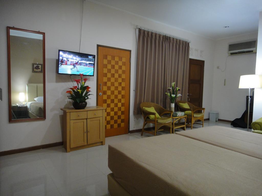Gondia Guesthouse Jakarta Chambre photo