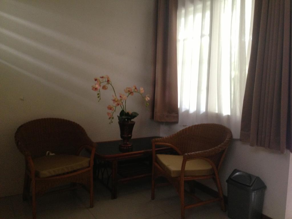 Gondia Guesthouse Jakarta Chambre photo